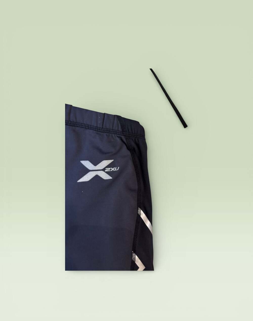 2XU Women's Compression Tights - Black/Silver BUNDLE - S - Picture 13 of 15